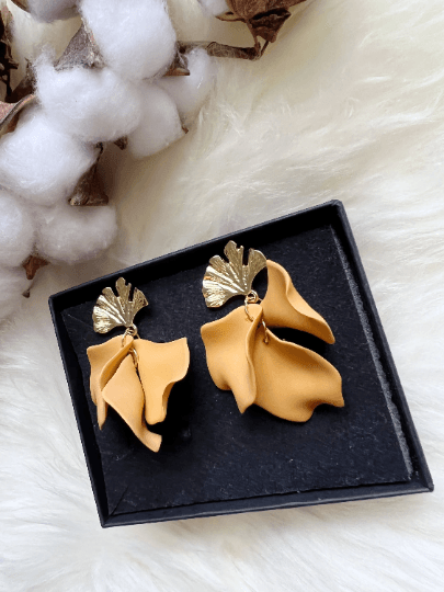 Mustard brown autumn flower earrings | dangle petal lightweight earrings | golden ginkgo leaf earrings | bridal party wedding earrings - TuttyKnitty