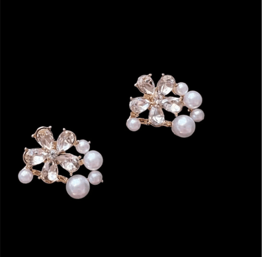 Pearl and rhinestones golden stud earrings | floral pattern earrings | bridal party wedding earrings | modern retro minimalist earrings - TuttyKnitty