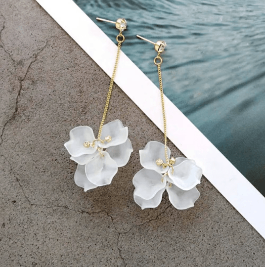 Pearl floral shell petals |Kawaii cute fun chain earrings | korean art dangle earrings | frosted bar charm statement earrings - TuttyKnitty