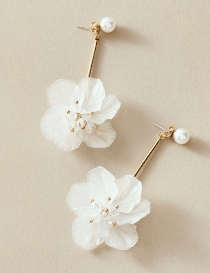 Pearl white floral earrings| Kawaii cute fun petals earrings | korean art earrings | golden bar flower earrings | bridal party wedding - TuttyKnitty