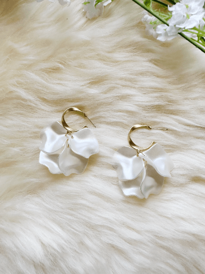 Pearl White flower petal earrings |cute fun flower earrings | pearlescent dangle earrings | unique flower bridal party wedding earrings - TuttyKnitty