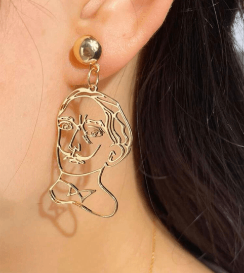 Picasso earrings | vangogh dangle earrings | Gold fun wire famous artist earrings | minimalist earrings | potrait art earrings - TuttyKnitty