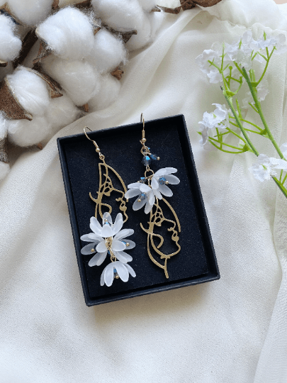 Picasso lady face flower earrings | frosted petals drop earrings | flower girl mismatch | spring floral flowy bridal party wedding earrings - TuttyKnitty