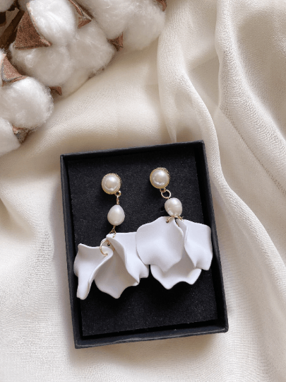 Pure white flowers earrings dangly earrings | matte petals hoop freshwater pearl floral earrings | bridal party wedding earrings - TuttyKnitty