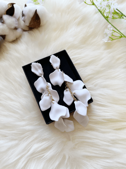 Pure white flowers earrings | frosted petals floral earrings | unique statement | bridal party wedding earrings - TuttyKnitty