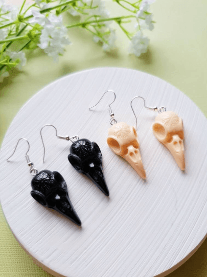 Raven head skulls | gothic resin earrings| animal black bird funky earrings | halloween fun earrings | fantasy witch doctor magic - TuttyKnitty