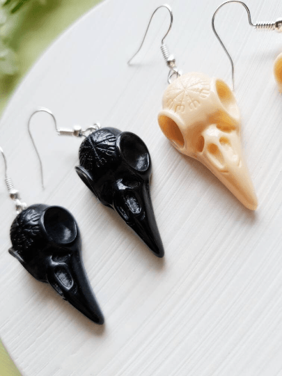 Raven head skulls | gothic resin earrings| animal black bird funky earrings | halloween fun earrings | fantasy witch doctor magic - TuttyKnitty