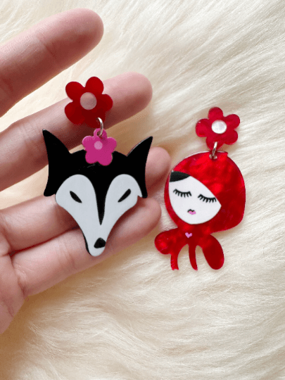 Red riding hood & fox earrings | Giltter dangle earrings | fun pop earrings | cut cartoon cat love earrings - TuttyKnitty