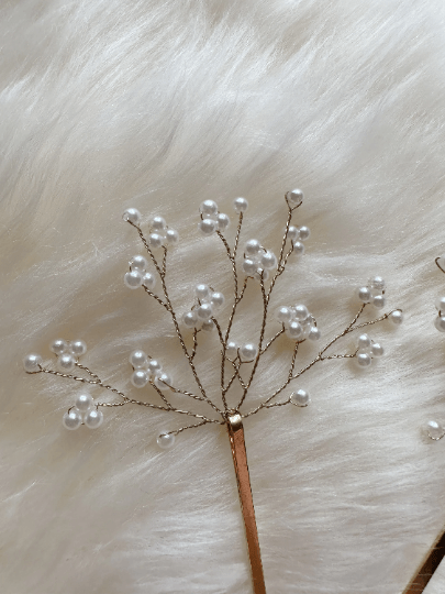 Set of 2 Golden hair pin with pearly beads | korean hair accessories | Bridal hair pin |Bridesmaid hair accessories - TuttyKnitty