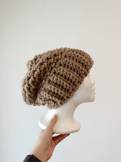 Super chunky crochet Slouchy Beanie | Knit Beret | Slouchy Hat in brown |Knit beanie in coffe | Warm and cozy winter hat - TuttyKnitty