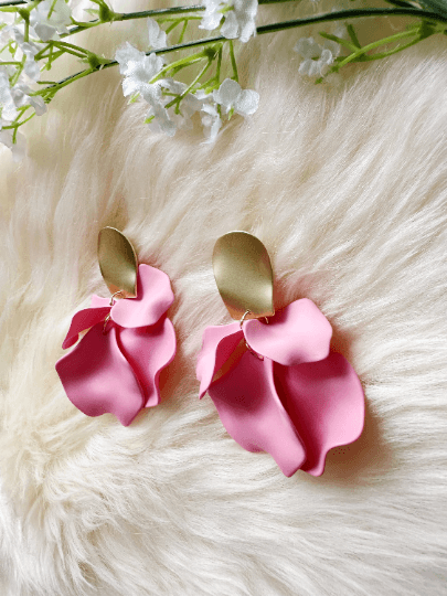 Sweet pink flower earrings | matte petals dangle earrings | unique golden disc floral earrings | brida party wedding earrings - TuttyKnitty