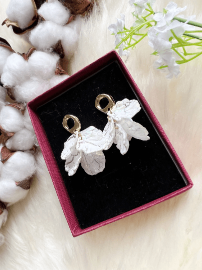 White pearlescent flowers earrings | frosted petals earrings | unique golden floral earrings | bridal party wedding earrings - TuttyKnitty